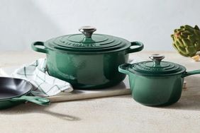 Le Creuset Signature Enameled Cast Iron 5-Piece Cookware Set