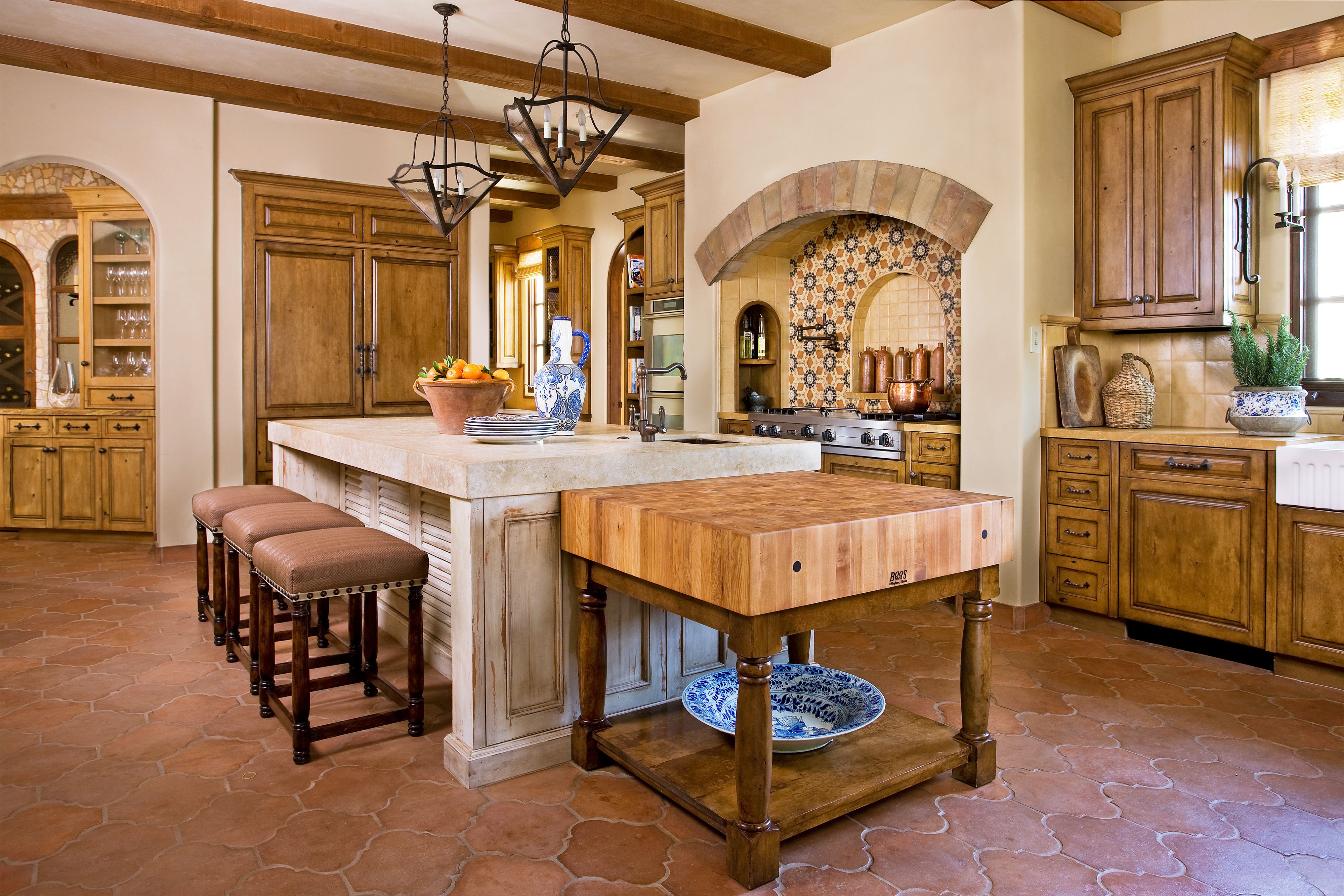 itialian countryside kitchen