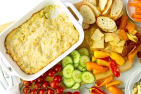 Classic Creamy Artichoke Dip