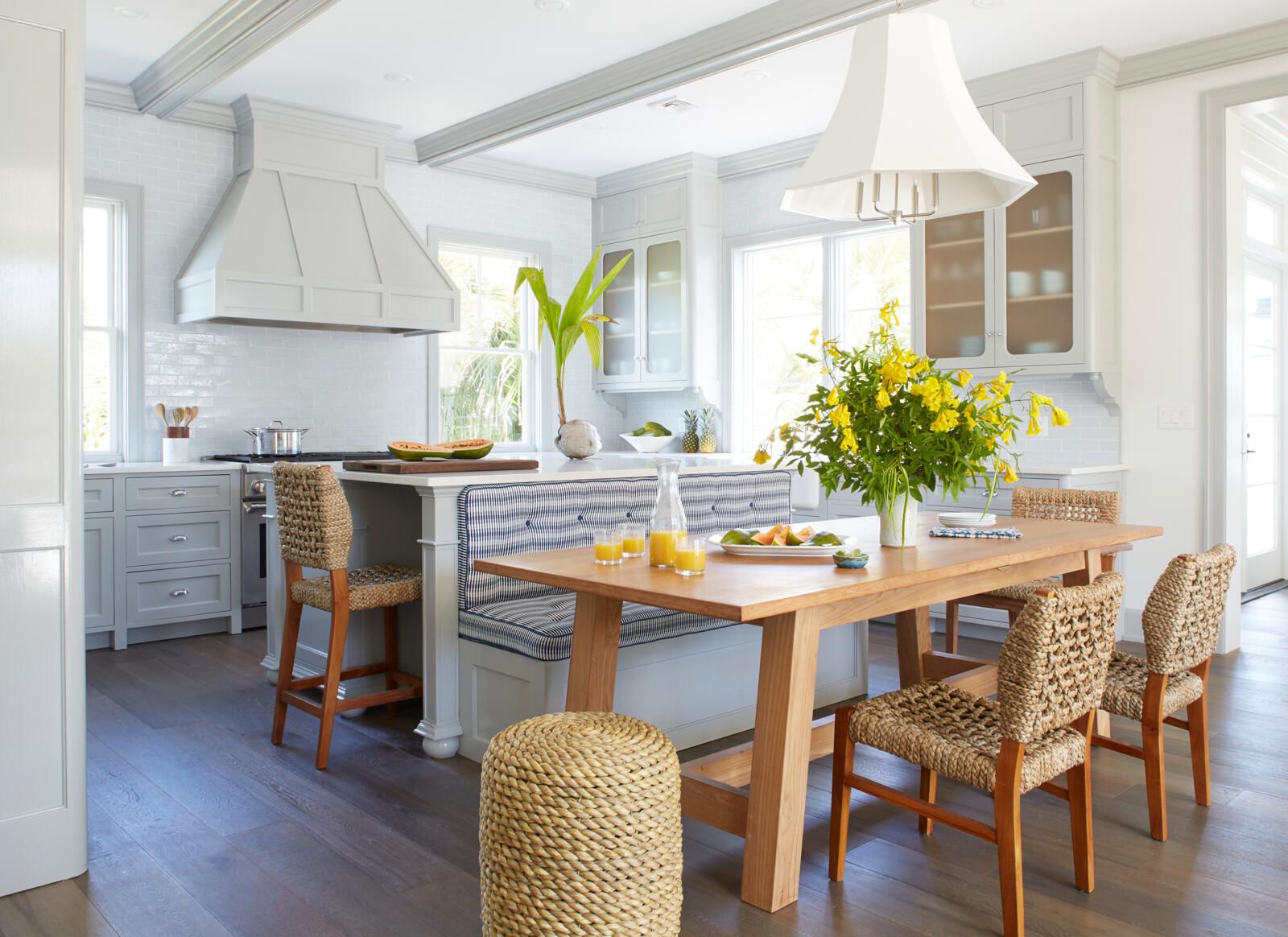 casual coastal kitchen